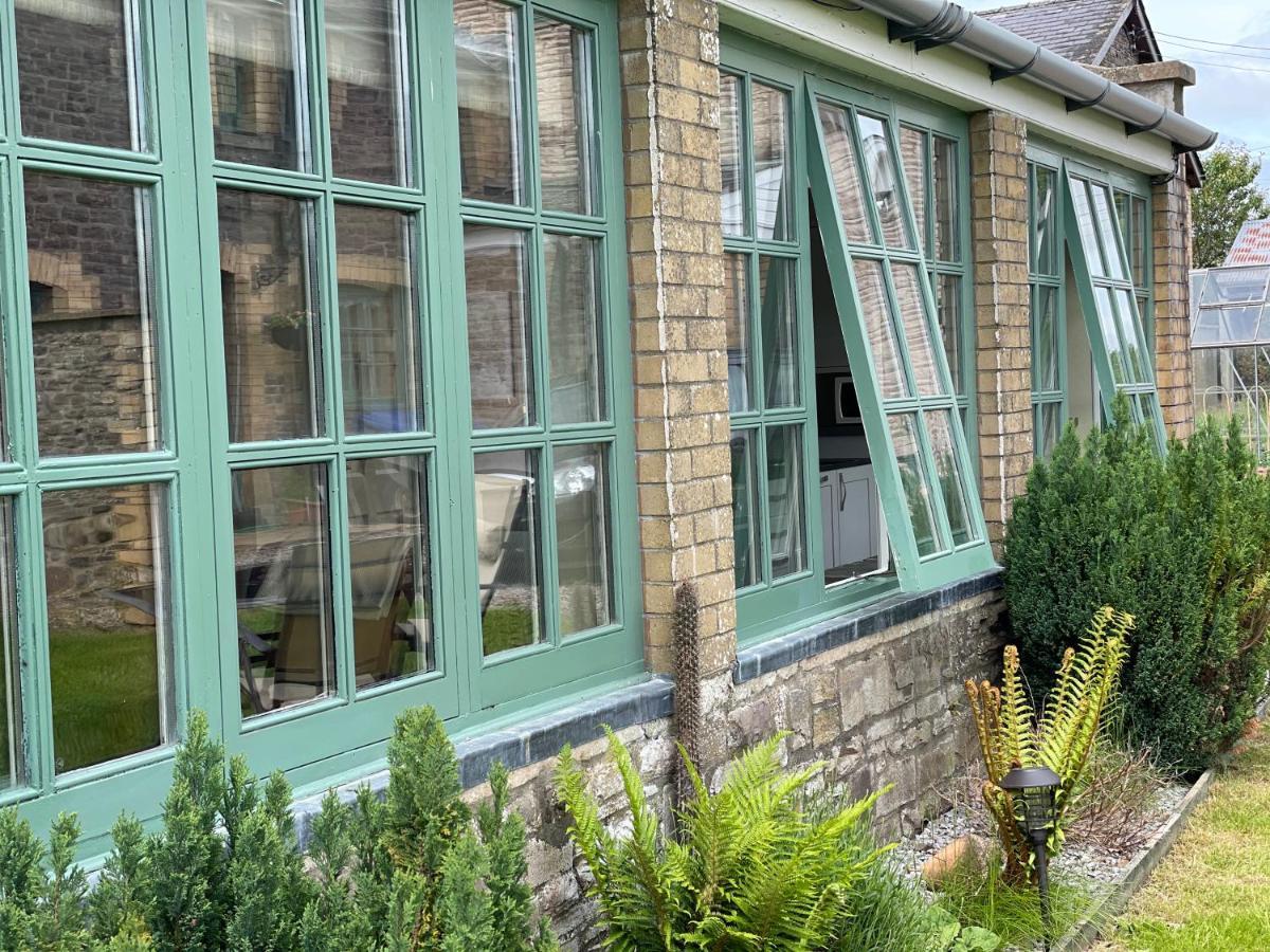 Tegfan Garden Suite تالغارث المظهر الخارجي الصورة